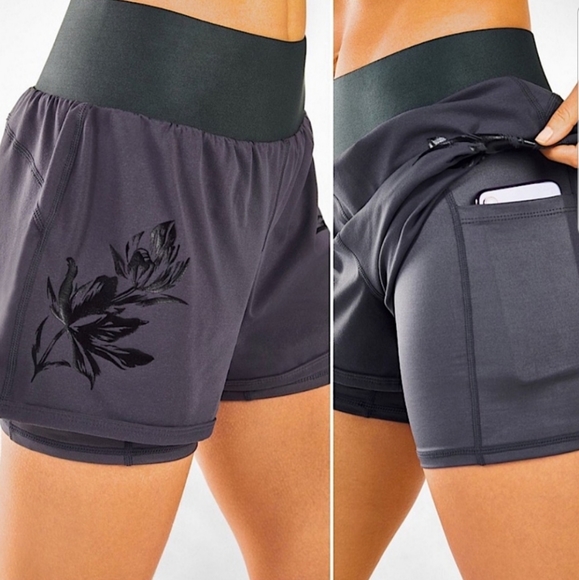 Fabletics Pants - Fabletics Olesia Shine Short Skort Pockets M